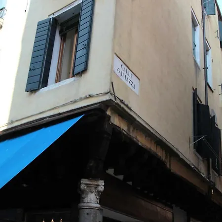 Venetian Mood Bianco * Benátky